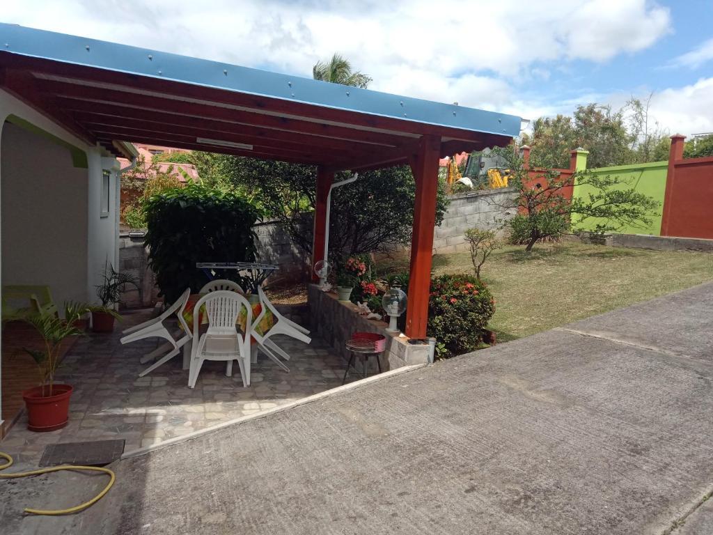 La Casa Binecha Avec Jacuzzi Βίλα Baillif Εξωτερικό φωτογραφία