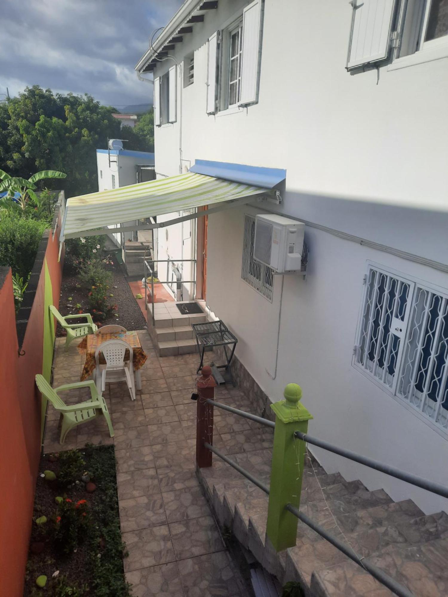 La Casa Binecha Avec Jacuzzi Βίλα Baillif Εξωτερικό φωτογραφία