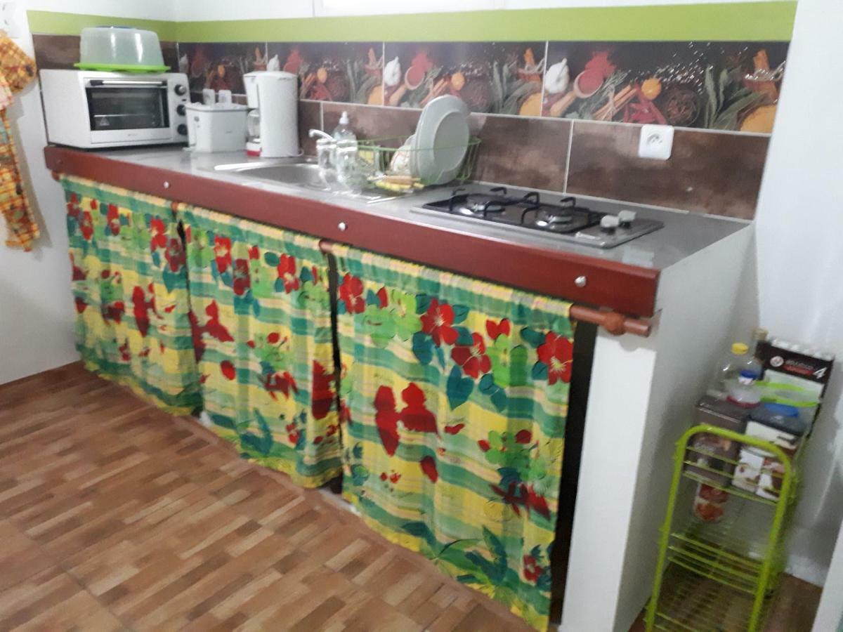 La Casa Binecha Avec Jacuzzi Βίλα Baillif Εξωτερικό φωτογραφία